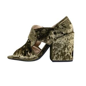 Cabi Womens 7 Interlock Crushed Velvet Block Heel Sandal #6016